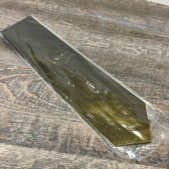 NEW Audrey Buckner Men’s Hand Tailored European Silk Necktie - Picture 5 of 5